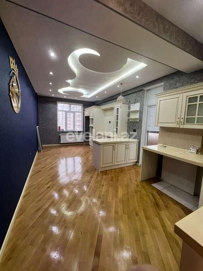 Satılır, yeni tikili, 3 otaqlı, 141 m², Bakı, Nizami r, Qara Qarayev m.