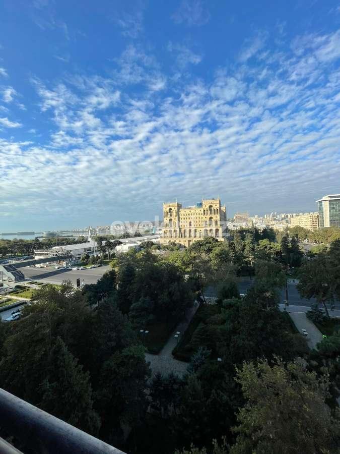 Rent, new building, 4 room, 177 m², Baku, Nasimi r, Sahil m.