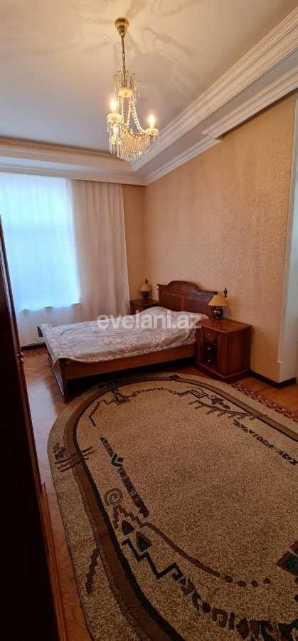 Rent, old building, 2 room, 60 m², Baku, Sabail r.
