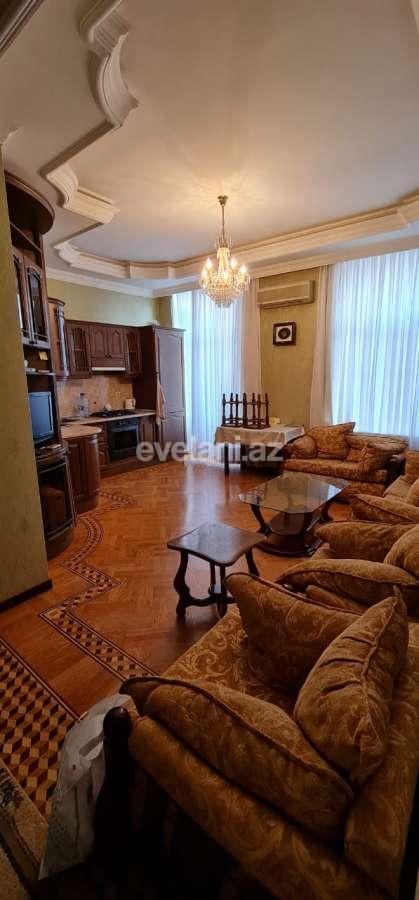 Rent, old building, 2 room, 60 m², Baku, Sabail r.
