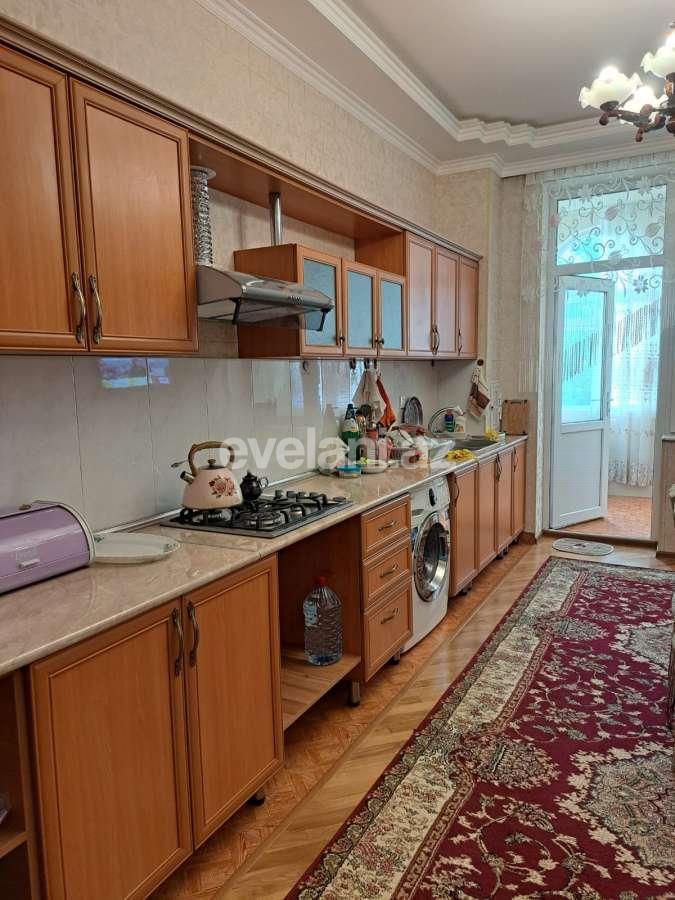 Kirayə verilir, yeni tikili, 3 otaqlı, 132 m², Bakı, Binəqədi r, 8-ci mikrorayon q, Azadlıq prospekti m.