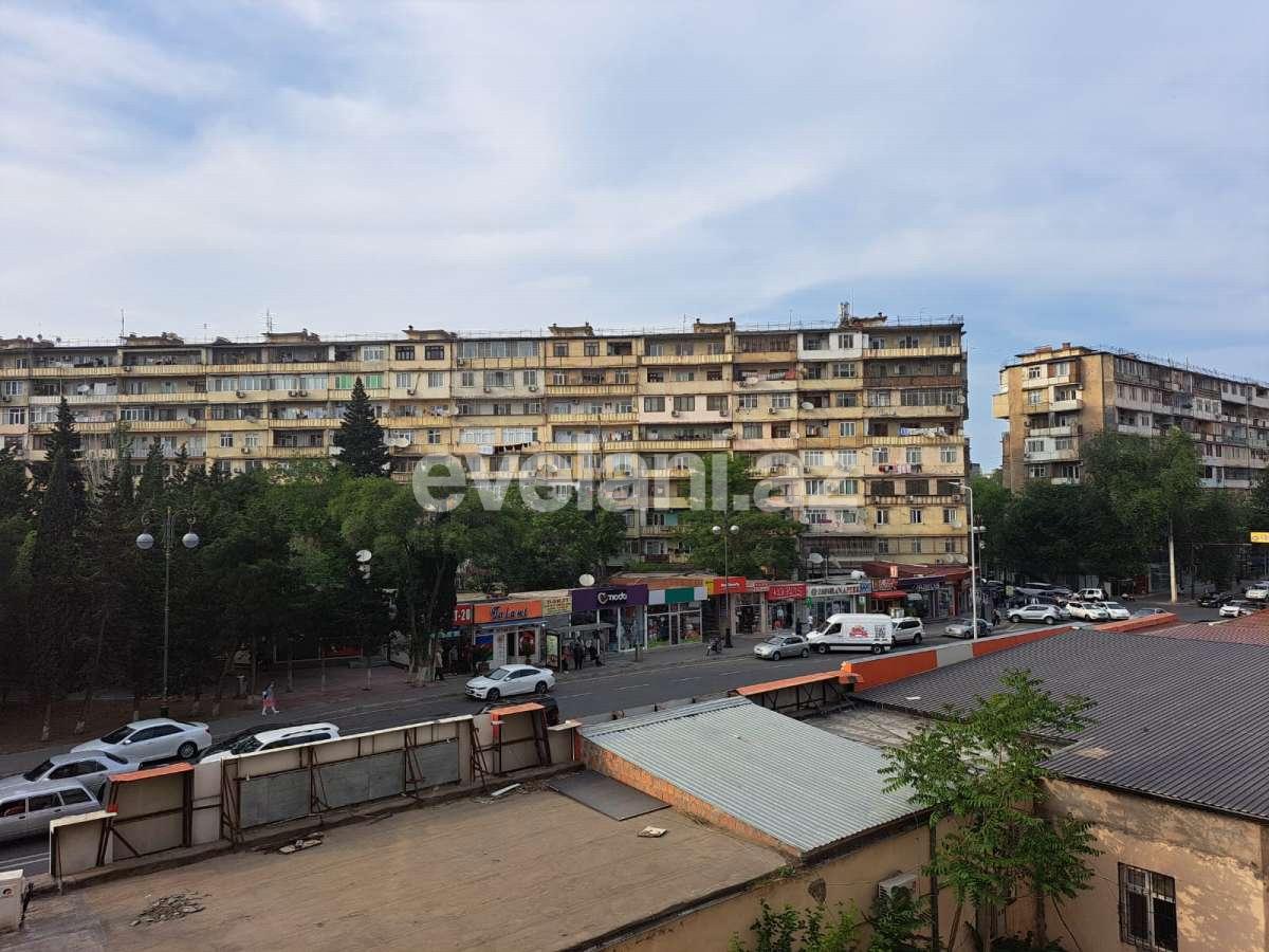 Kirayə verilir, yeni tikili, 3 otaqlı, 132 m², Bakı, Binəqədi r, 8-ci mikrorayon q, Azadlıq prospekti m.
