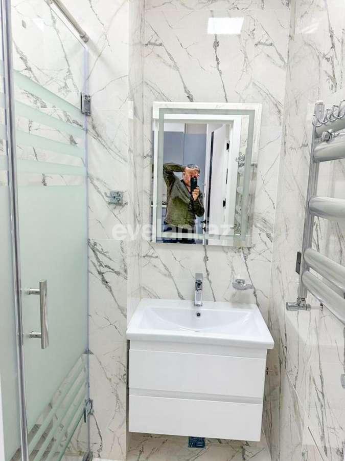 Kirayə verilir, yeni tikili, 2 otaqlı, 69.98 m², Bakı, Nizami r, Qara Qarayev m.