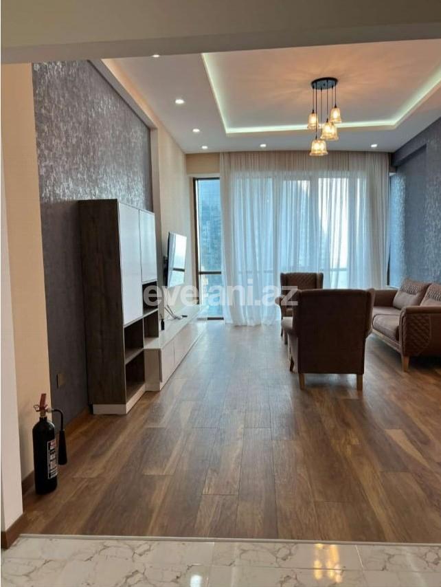 Kirayə verilir, yeni tikili, 3 otaqlı, 148 m², Bakı, Xətai r.