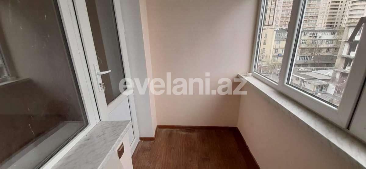 Satılır, köhnə tikili, 2 otaqlı, 45 m², Bakı, Binəqədi r, 8-ci mikrorayon q.