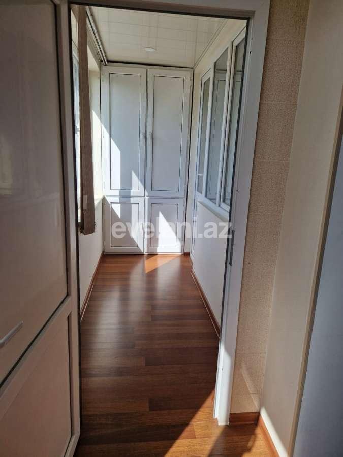 Satılır, köhnə tikili, 4 otaqlı, 120 m², Bakı, Nəsimi r, Memar Əcəmi m.