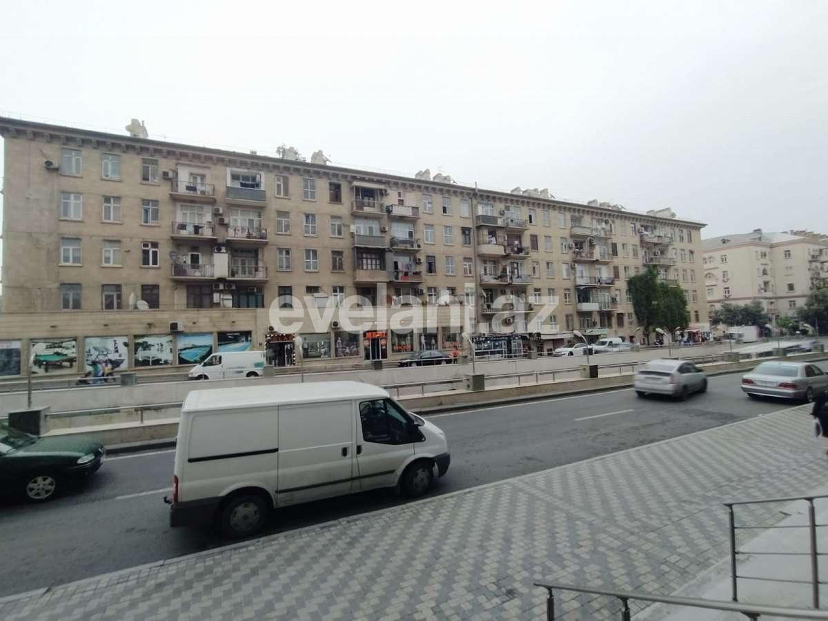 Satılır, köhnə tikili, 3 otaqlı, 60 m², Bakı, Nərimanov r, Nəriman Nərimanov m.