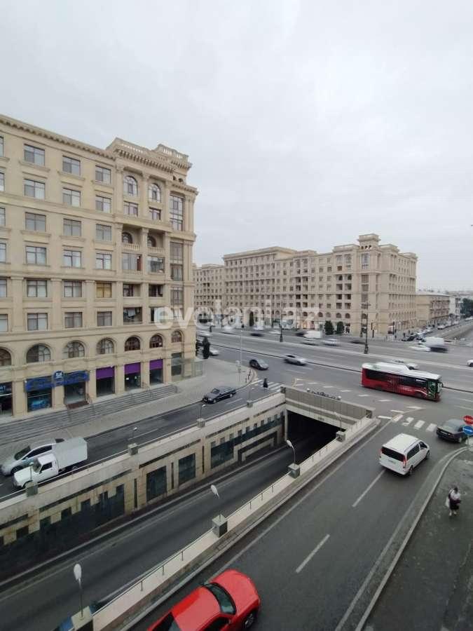 Satılır, köhnə tikili, 3 otaqlı, 60 m², Bakı, Nərimanov r, Nəriman Nərimanov m.