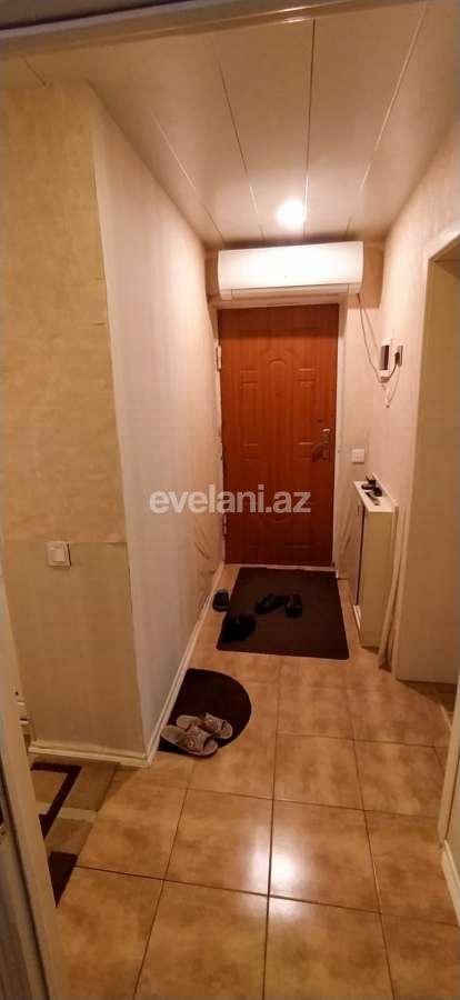 Satılır, köhnə tikili, 3 otaqlı, 72 m², Bakı, Nizami r, Qara Qarayev m.