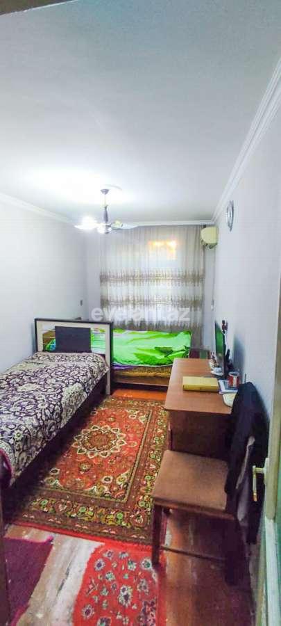 Satılır, köhnə tikili, 2 otaqlı, 55 m², Bakı, Nizami r, Qara Qarayev m.