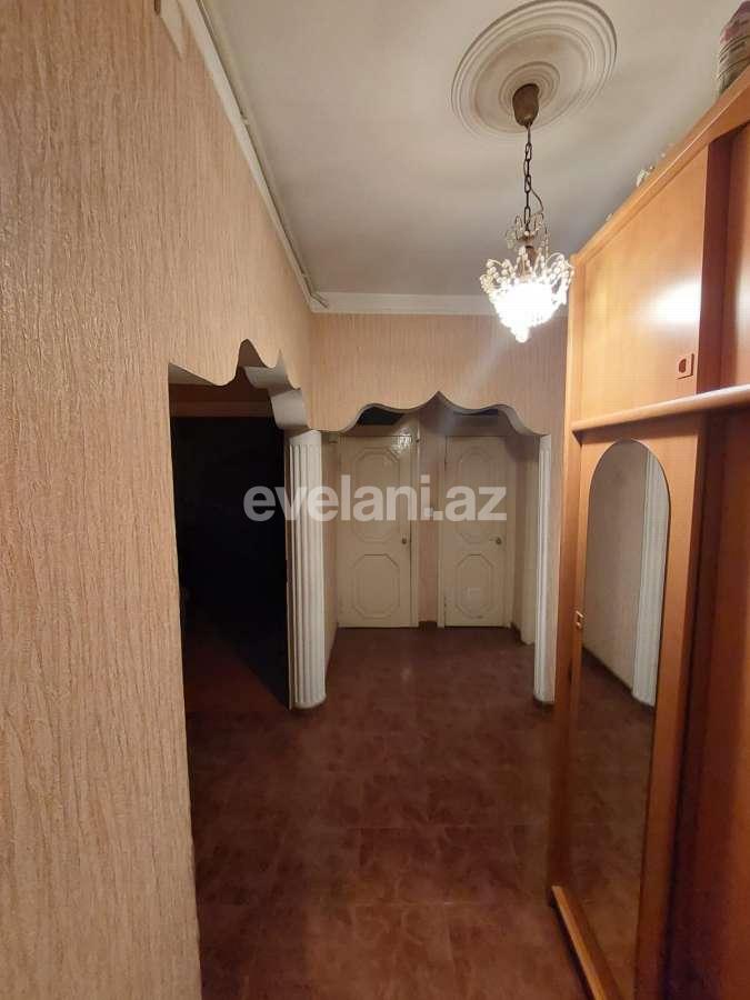 Satılır, köhnə tikili, 3 otaqlı, 85 m², Bakı, Nizami r, Xalqlar Dostluğu m.