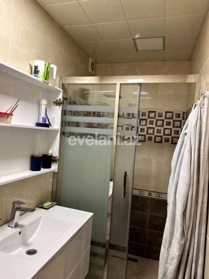 Satılır, köhnə tikili, 4 otaqlı, 99.99 m², Bakı, Nizami r, Xalqlar Dostluğu m.