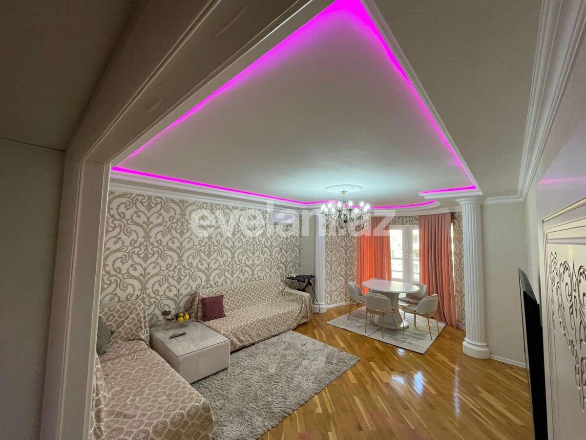 Satılır, yeni tikili, 2 otaqlı, 68 m², Bakı, Nəsimi r.
