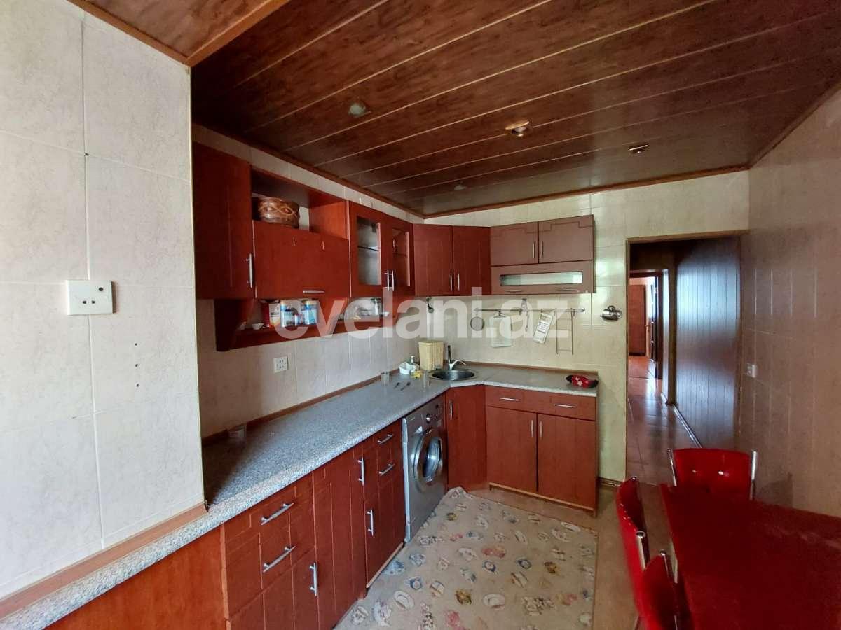 Продаётся, вторичка, 4-комнаты, 110 m², Баку, Халглар Достлугу m.