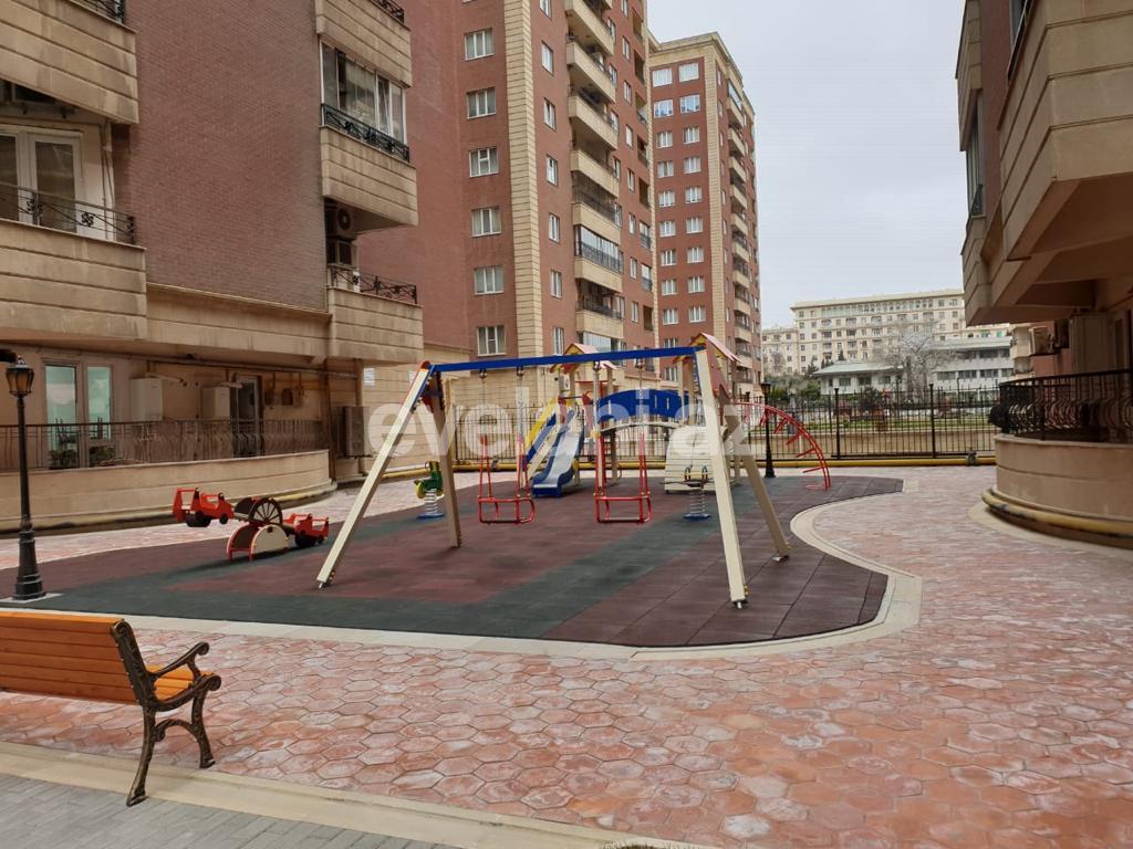 Сдаётся, новостройка, 3-комнаты, 105 m², Баку, Насиминский r, 28 мая m.