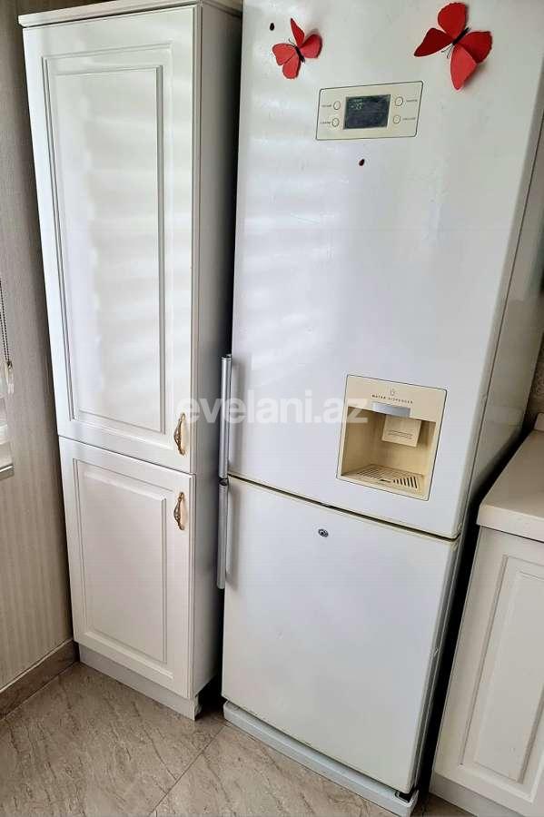 Kirayə verilir, yeni tikili, 3 otaqlı, 130 m²