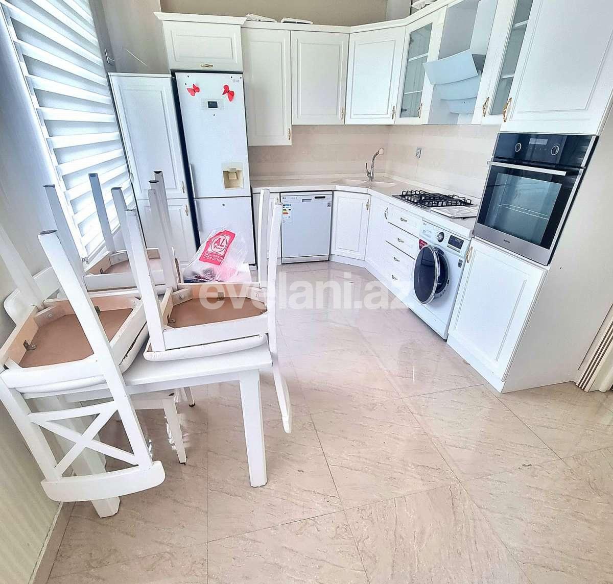 Kirayə verilir, yeni tikili, 3 otaqlı, 130 m²