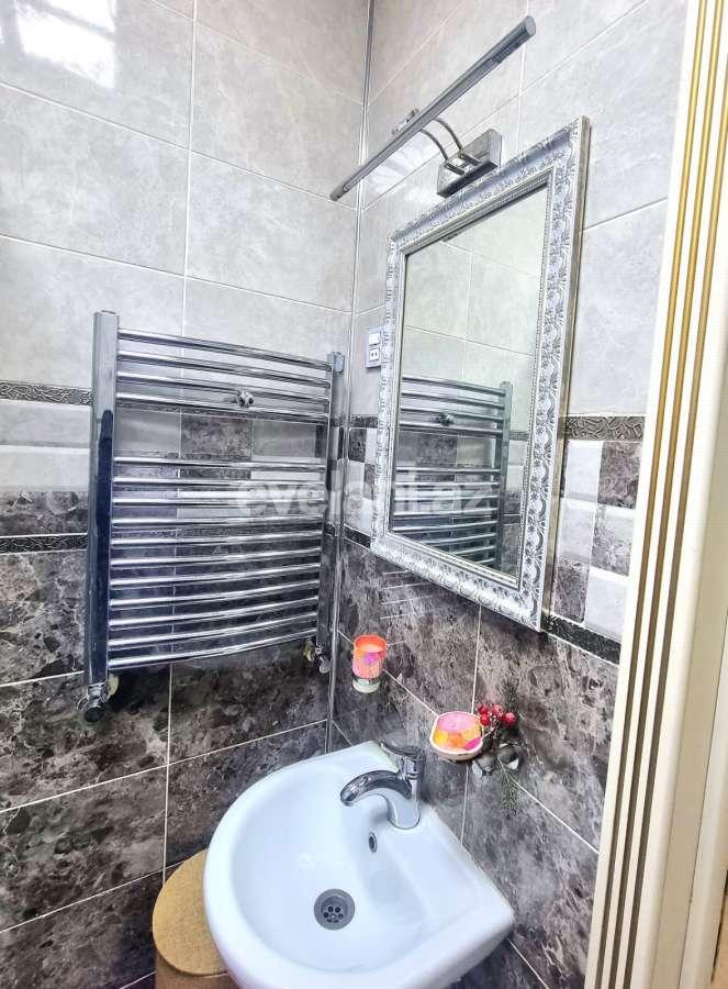 Kirayə verilir, yeni tikili, 3 otaqlı, 130 m²