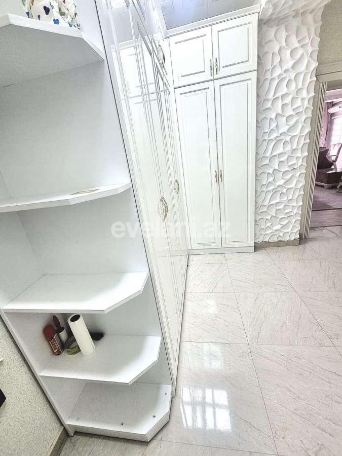 Kirayə verilir, yeni tikili, 3 otaqlı, 130 m²