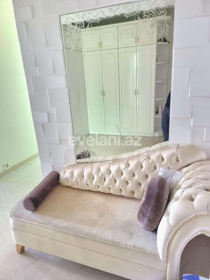 Kirayə verilir, yeni tikili, 3 otaqlı, 130 m²