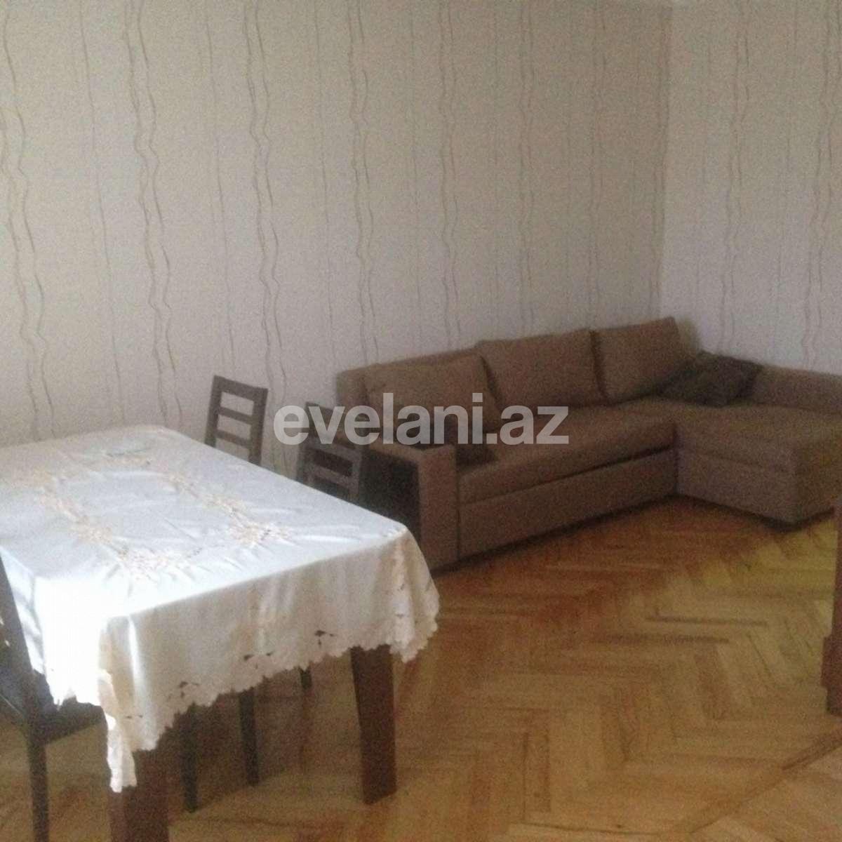 Rent, old building, 2 room, 65 m², Baku, Sabail r.