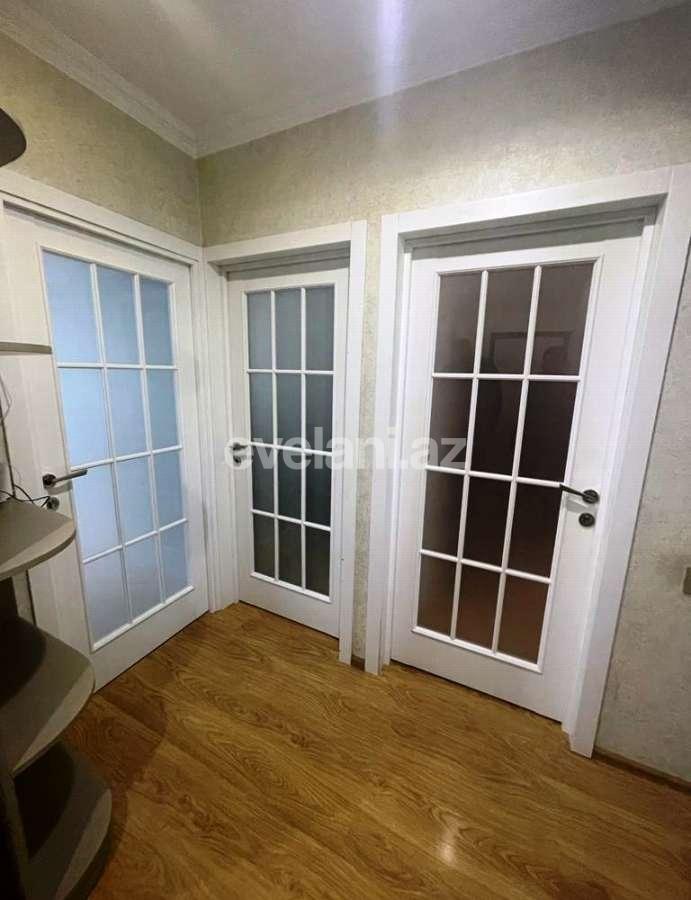 Satılır, köhnə tikili, 3 otaqlı, 85 m², Bakı, Binəqədi r, Azadlıq prospekti m.