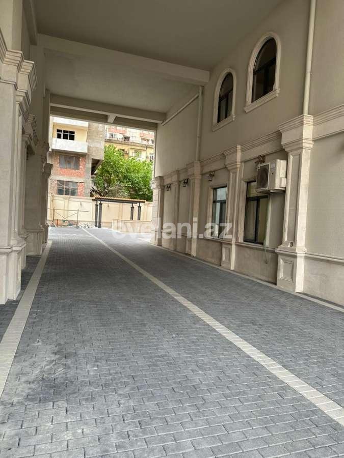Satılır, yeni tikili, 4 otaqlı, 207 m², Bakı, Nərimanov r.
