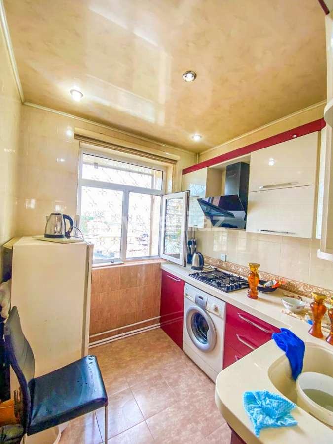 Kirayə verilir, köhnə tikili, 3 otaqlı, 75 m², Bakı, Nizami r, Neftçilər m.