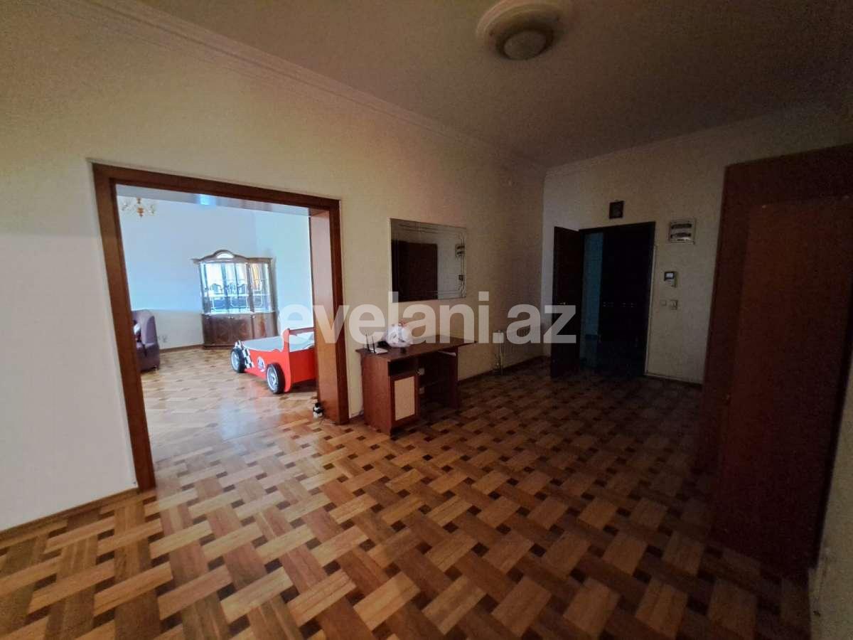 Kirayə verilir, yeni tikili, 4 otaqlı, 200 m², Bakı, Yasamal r, Yasamal q, Elmlər Akademiyası m.