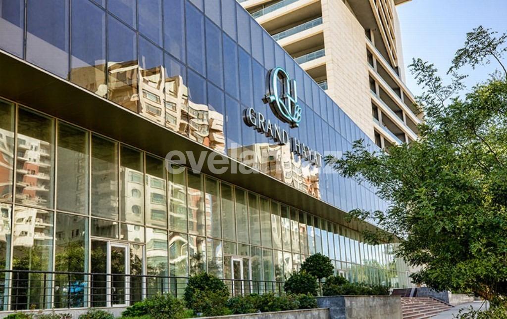 Satılır, yeni tikili, 3 otaqlı, 148 m², Bakı, Yasamal r, 8 Noyabr m.