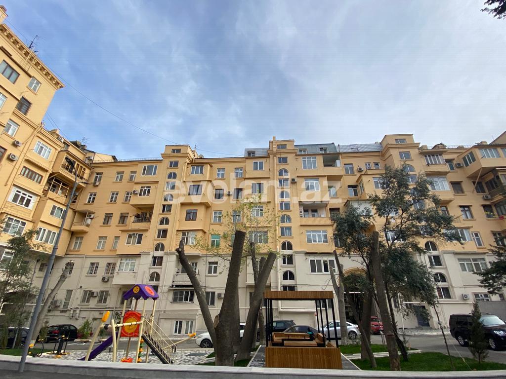 Продаётся, вторичка, 1-комнаты, 34 m², Баку, Насиминский r, Низами m.