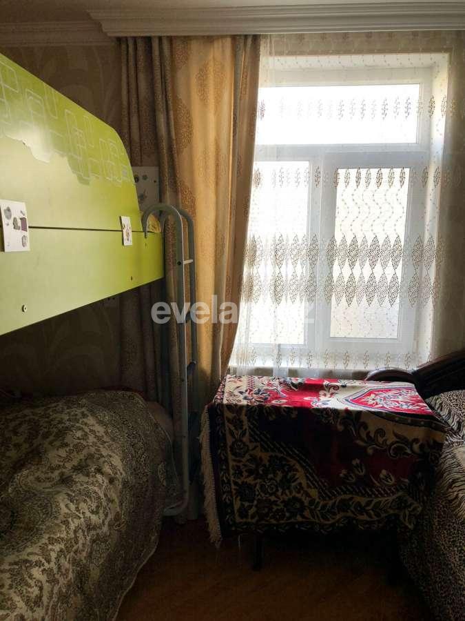 Satılır, köhnə tikili, 2 otaqlı, 55 m², Bakı, Yasamal r, Yasamal q, Elmlər Akademiyası m.