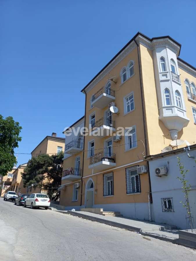 Satılır, köhnə tikili, 4 otaqlı, 117 m², Bakı, Səbail r, Bayıl q.