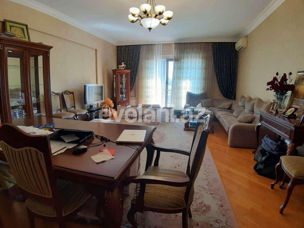 Satılır, yeni tikili, 3 otaqlı, 138 m², Bakı, Nəsimi r, 28 may m.