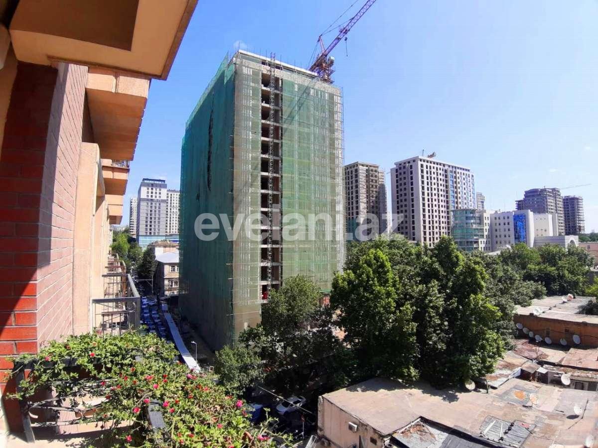Satılır, yeni tikili, 3 otaqlı, 138 m², Bakı, Nəsimi r, 28 may m.