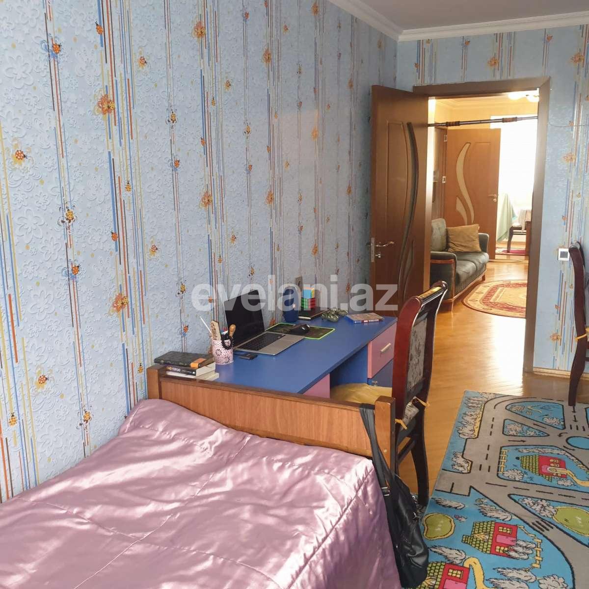 Продаётся, вторичка, 3-комнаты, 65 m², Баку, Ясамальский r, Элмляр Академиясы m.