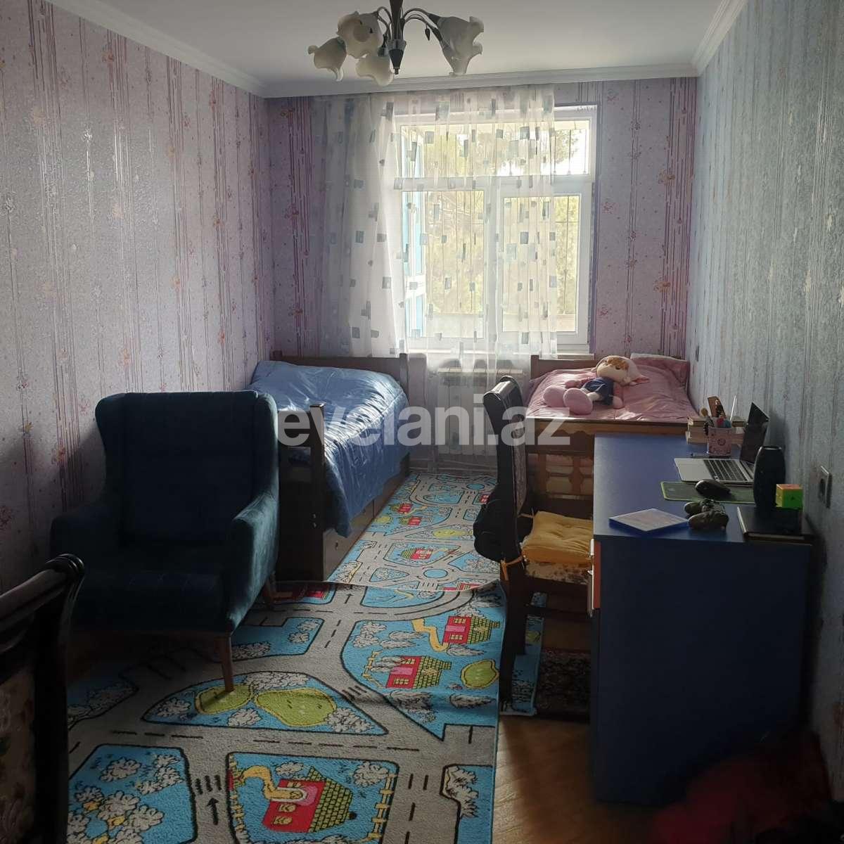 Продаётся, вторичка, 3-комнаты, 65 m², Баку, Ясамальский r, Элмляр Академиясы m.