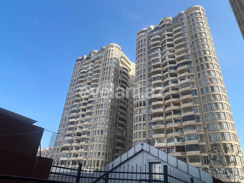 Satılır, yeni tikili, 5 otaqlı, 226 m², Bakı, Xətai r, Şah İsmayıl Xətai m.