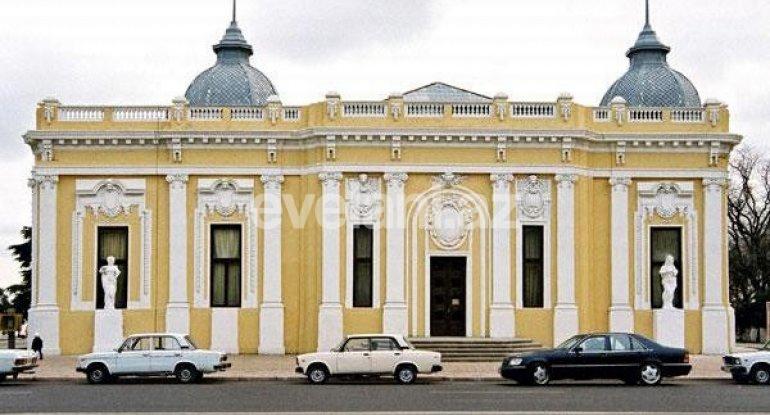 Kirayə verilir, köhnə tikili, 1 otaqlı, 40 m², Bakı, Səbail r, Sahil m.