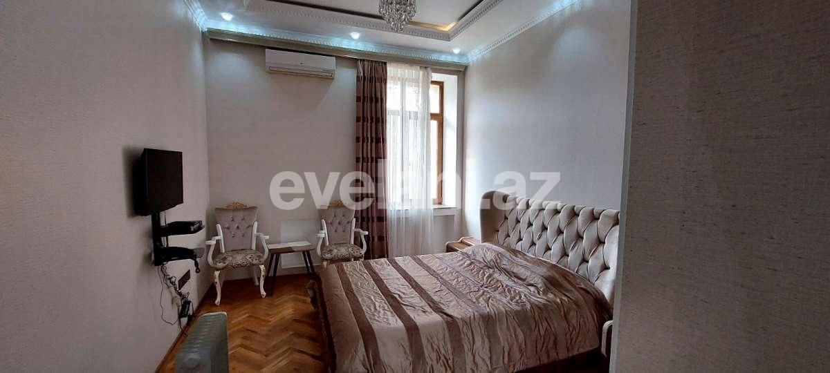 Kirayə verilir, köhnə tikili, 1 otaqlı, 40 m², Bakı, Səbail r, Sahil m.