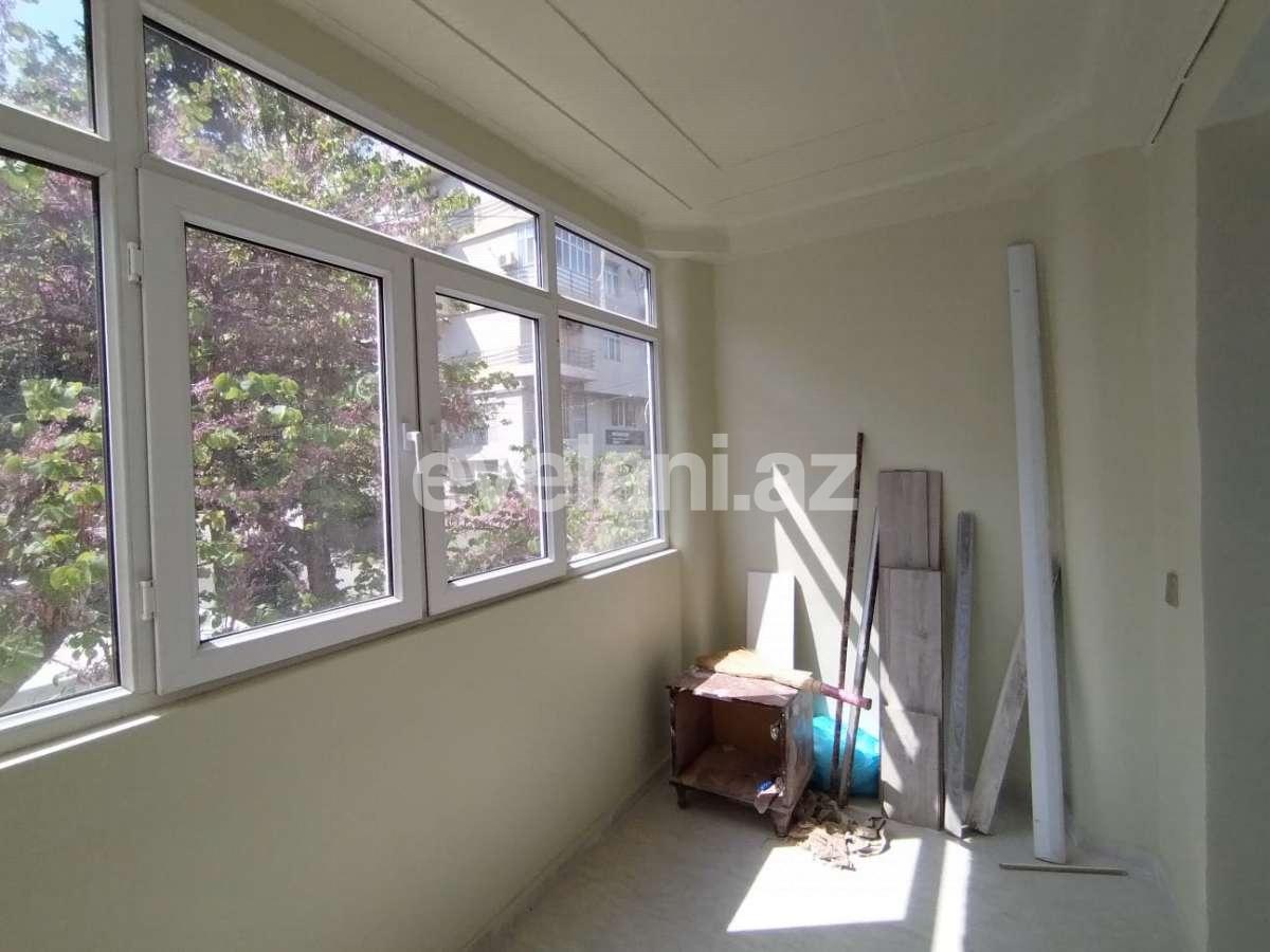 Sale, old building, 2 room, 60 m², Baku, Yasamal r, Inshaatchilar m.