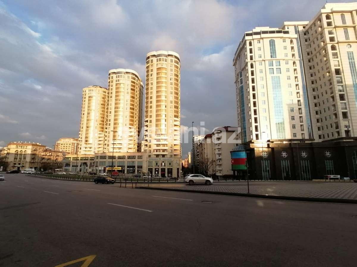 Satılır, yeni tikili, 5 otaqlı, 320 m², Bakı, Yasamal r, Nizami m.