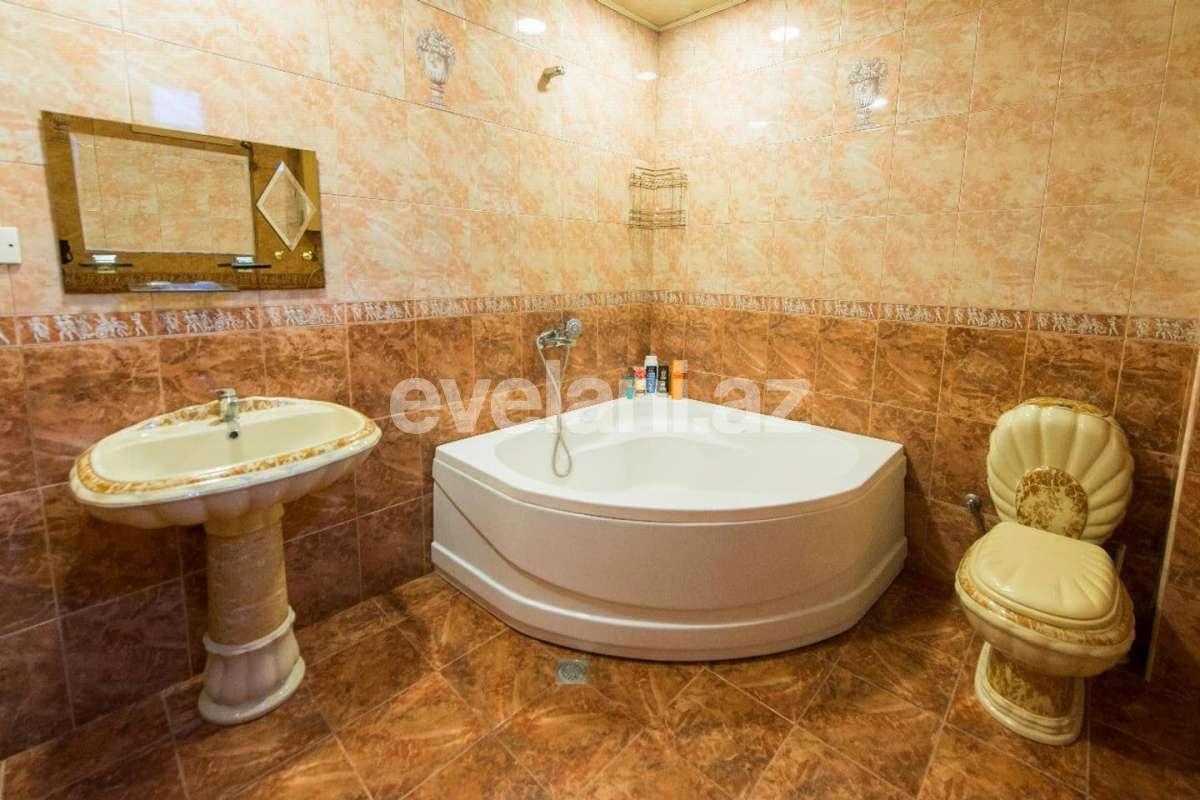 Kirayə verilir, köhnə tikili, 4 otaqlı, 130 m², Bakı, Səbail r, İçəri Şəhər m.