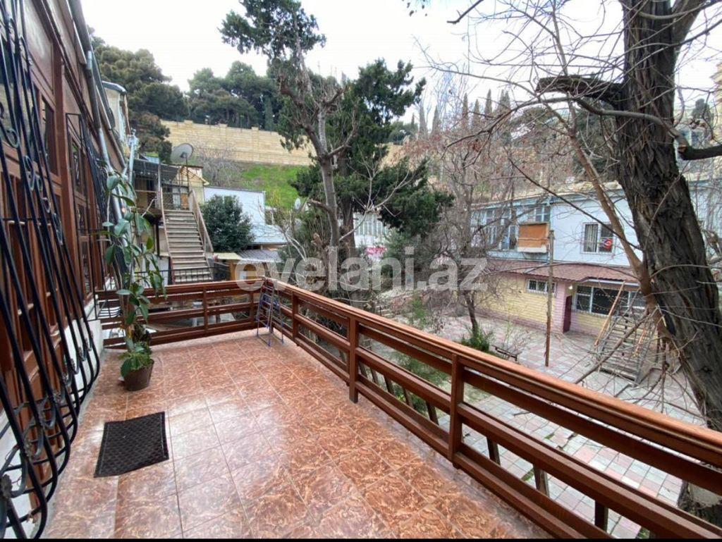 Kirayə verilir, köhnə tikili, 4 otaqlı, 130 m², Bakı, Səbail r, İçəri Şəhər m.