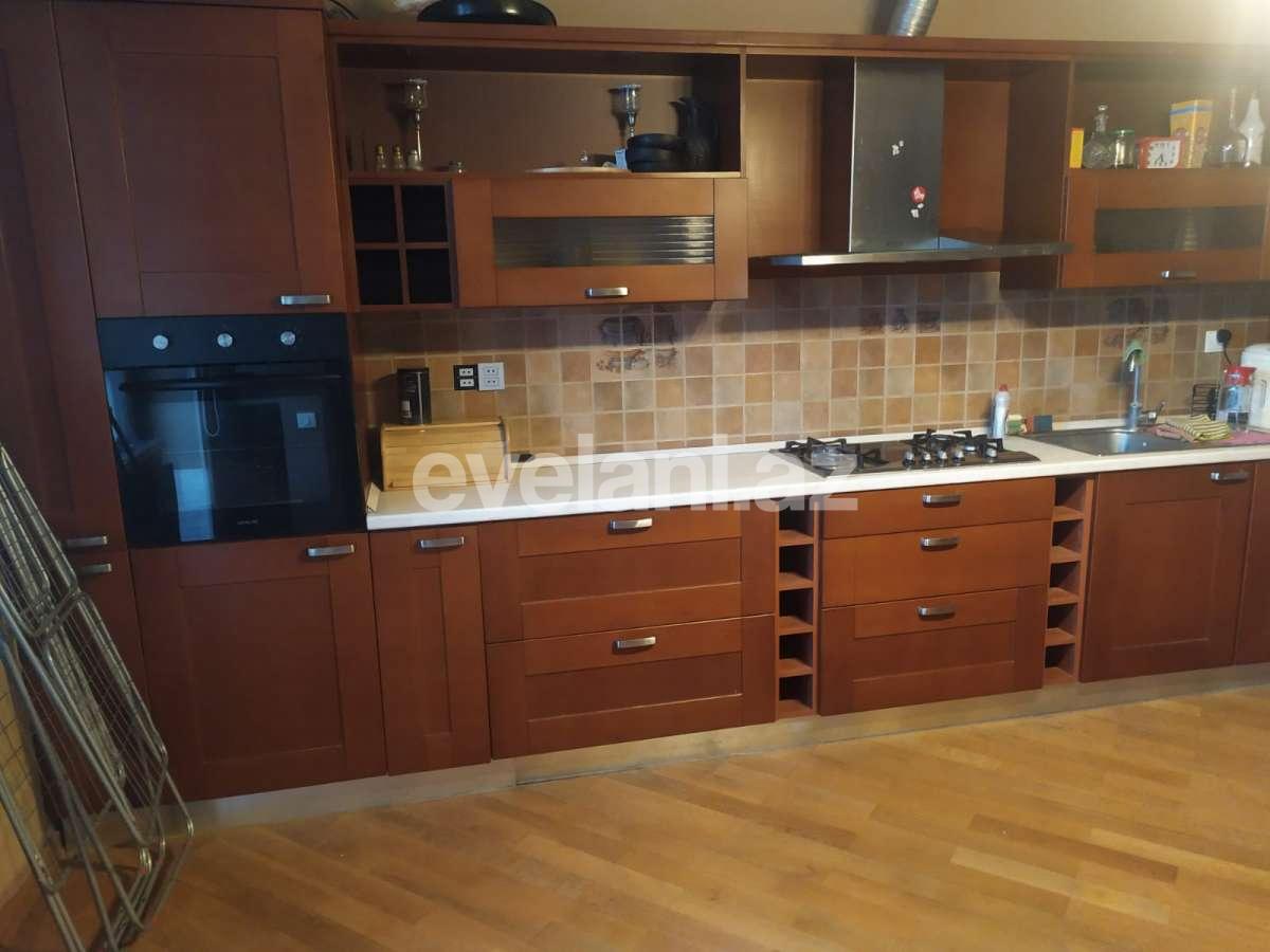 Kirayə verilir, yeni tikili, 3 otaqlı, 151 m², Bakı, Yasamal r, Nizami m.