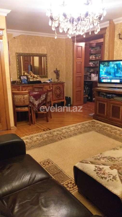 Kirayə verilir, köhnə tikili, 2 otaqlı, 70 m², Bakı, Xətai r, Şah İsmayıl Xətai m.