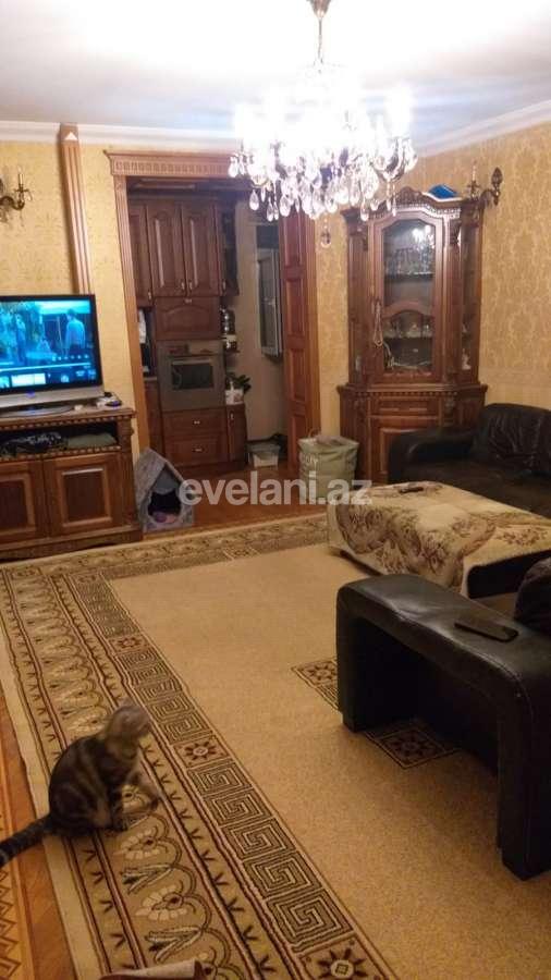 Kirayə verilir, köhnə tikili, 2 otaqlı, 70 m², Bakı, Xətai r, Şah İsmayıl Xətai m.