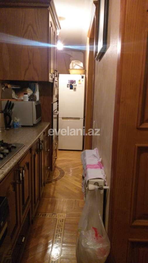 Kirayə verilir, köhnə tikili, 2 otaqlı, 70 m², Bakı, Xətai r, Şah İsmayıl Xətai m.