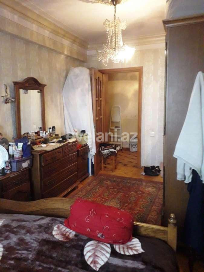 Satılır, köhnə tikili, 3 otaqlı, 90 m², Bakı, Nərimanov r, Gənclik m.