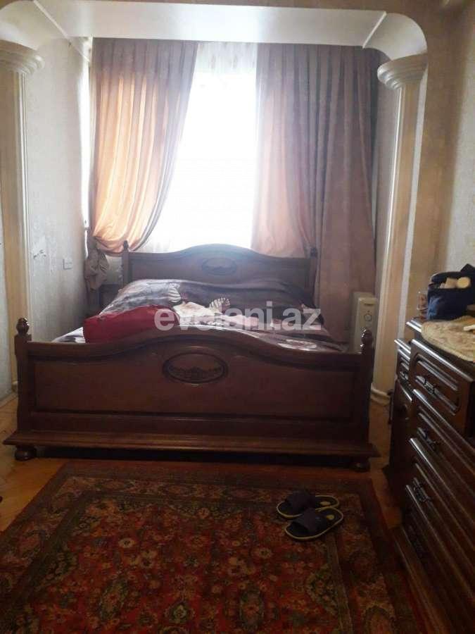 Satılır, köhnə tikili, 3 otaqlı, 90 m², Bakı, Nərimanov r, Gənclik m.